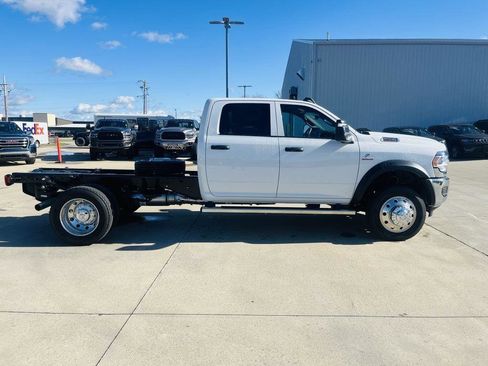New 2024 RAM 4500 Tradesman w/ Safety Group image 33