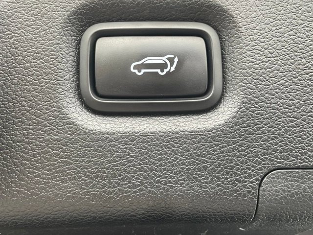Used 2021 Hyundai Santa Fe Limited w/ Cargo Package AWD/4WD image 19