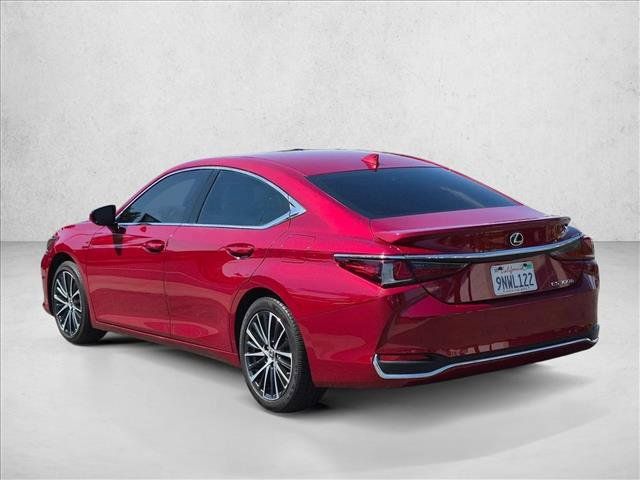 Used 2024 Lexus ES 300h w/ Premium Package FWD image 8