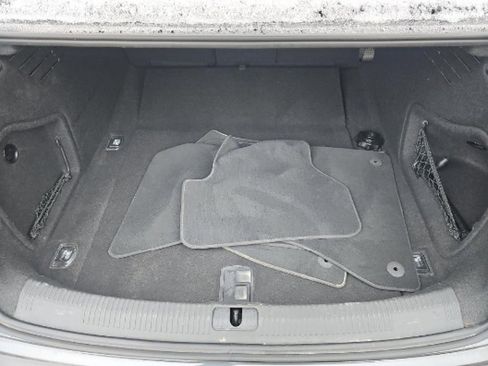 Used 2019 Audi A4 2.0T Premium w/ Convenience Package image 12