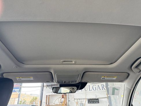 Used 2018 Honda Accord EX-L image 37