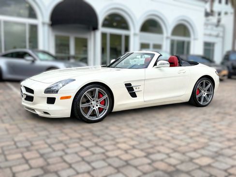 Used 2012 Mercedes-Benz SLS AMG Roadster image 1