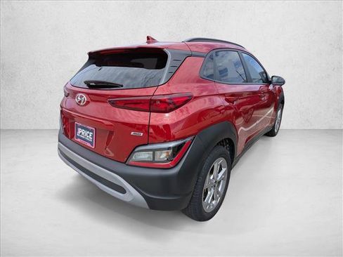 Used 2022 Hyundai Kona SEL w/ Convenience Package AWD/4WD image 4