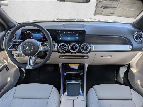 New 2026 Mercedes-Benz GLB 250 4MATIC image 15