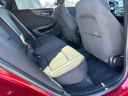 Used 2021 Chevrolet Malibu RS image 18