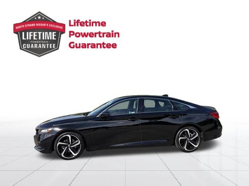 Used 2022 Honda Accord Sport image 2
