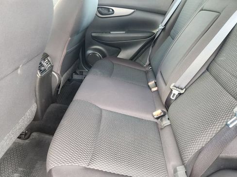 Used 2018 Nissan Rogue Sport S AWD/4WD image 31