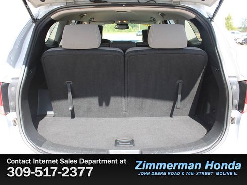 Used 2018 Hyundai Santa Fe SE FWD image 6