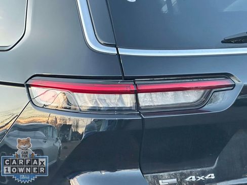 Used 2023 Jeep Grand Cherokee L Laredo w/ Luxury Tech Group I image 12