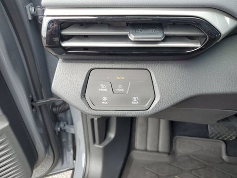 Used 2024 Volkswagen ID.4 S RWD image 28
