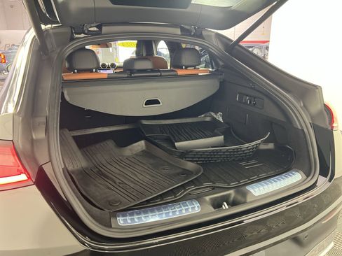 Used 2024 Mercedes-Benz GLC 300 4MATIC image 26