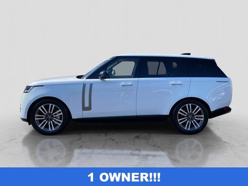 Used 2023 Land Rover Range Rover SE AWD/4WD image 2