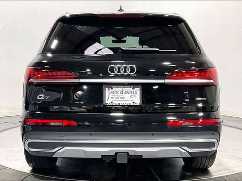 Used 2023 Audi Q7 2.0T Premium Plus w/ Premium Plus Package AWD/4WD image 3