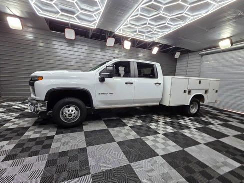 Used 2021 Chevrolet Silverado 3500 W/T w/ WT Convenience Package RWD image 9