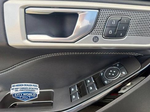 Used 2022 Ford Explorer ST w/ Equipment Group 401A AWD/4WD image 7