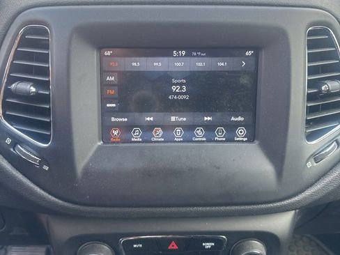 Used 2019 Jeep Compass Latitude w/ Popular Equipment Group image 2