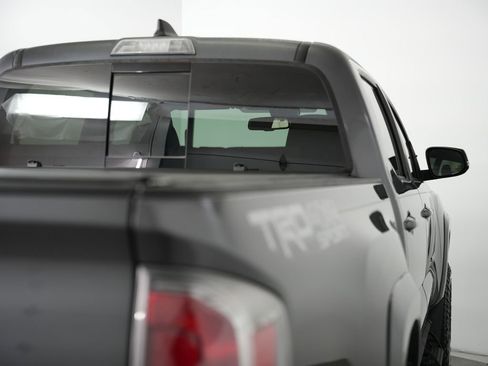 Used 2022 Toyota Tacoma TRD Sport w/ Technology Package image 59