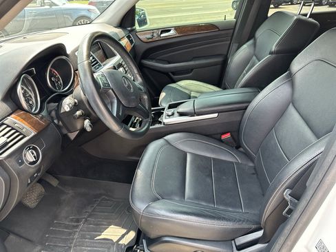 Used 2014 Mercedes-Benz ML 350 4MATIC w/ Premium 1 Package image 9