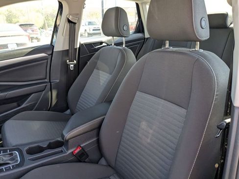 Used 2025 Volkswagen Jetta S image 13