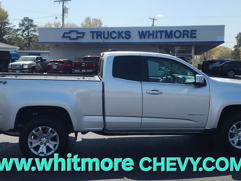 Used 2018 Chevrolet Colorado LT w/ LT Convenience Package AWD/4WD image 6