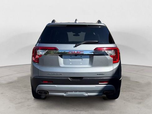 Used 2023 GMC Acadia SLT AWD/4WD image 4