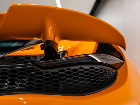 Used 2025 McLaren 750S RWD image 13