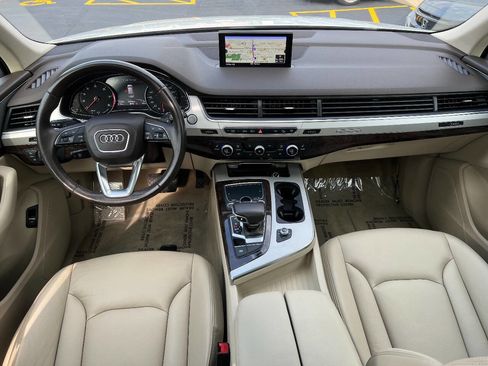 Used 2018 Audi Q7 2.0T Premium AWD/4WD image 33