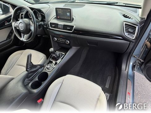 Used 2016 MAZDA MAZDA3 i Touring w/ Popular Equipment Package image 12