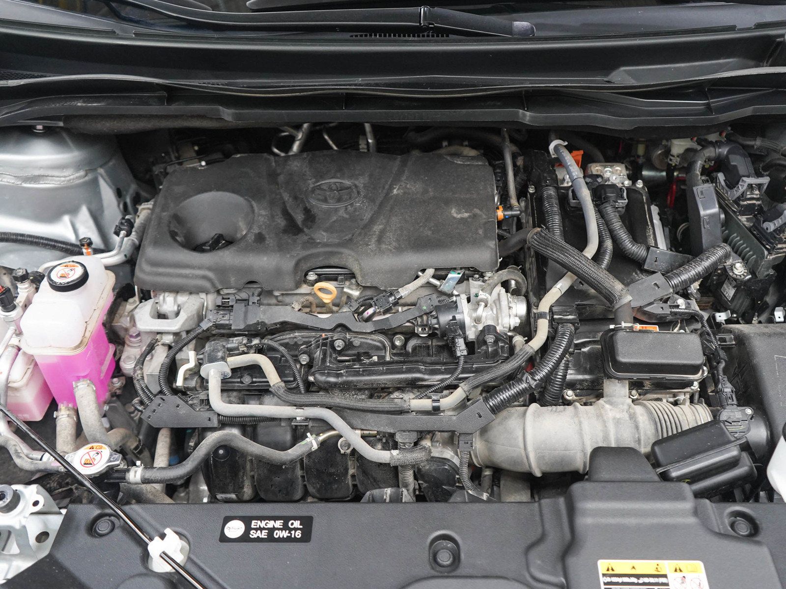 Used 2024 Toyota Sienna LE FWD image 32
