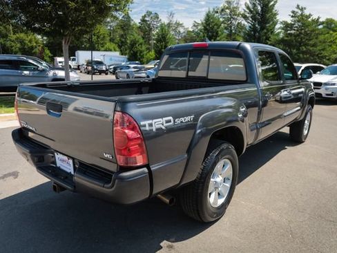 Used 2015 Toyota Tacoma 4x4 Double Cab w/ TRD Sport Package image 8