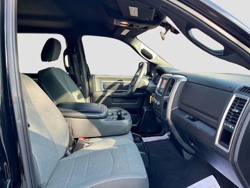 Used 2021 RAM 1500 Classic Warlock AWD/4WD image 25