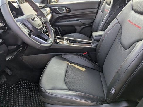 Used 2026 Jeep Compass Trailhawk AWD/4WD image 22