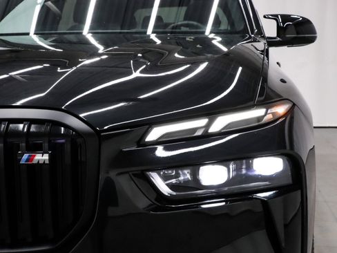 Used 2026 BMW X7 M60i image 45