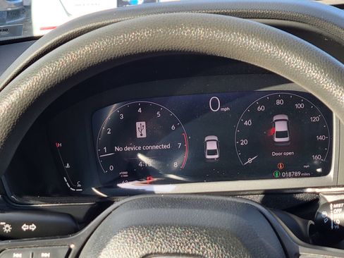 Used 2023 Honda Accord EX image 30