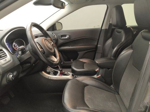 Used 2021 Jeep Compass Latitude w/ Convenience Group AWD/4WD image 17