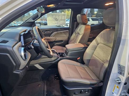 New 2026 Chevrolet Colorado ZR2 w/ Technology Package image 21