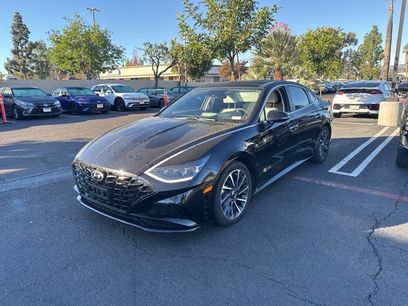 Used 2022 Hyundai Sonata Limited w/ Preferred Accessory Package