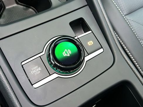 New 2026 Volkswagen Tiguan SE image 29