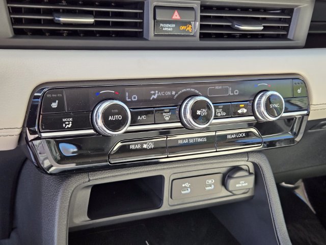 New 2026 Honda Pilot Touring image 15