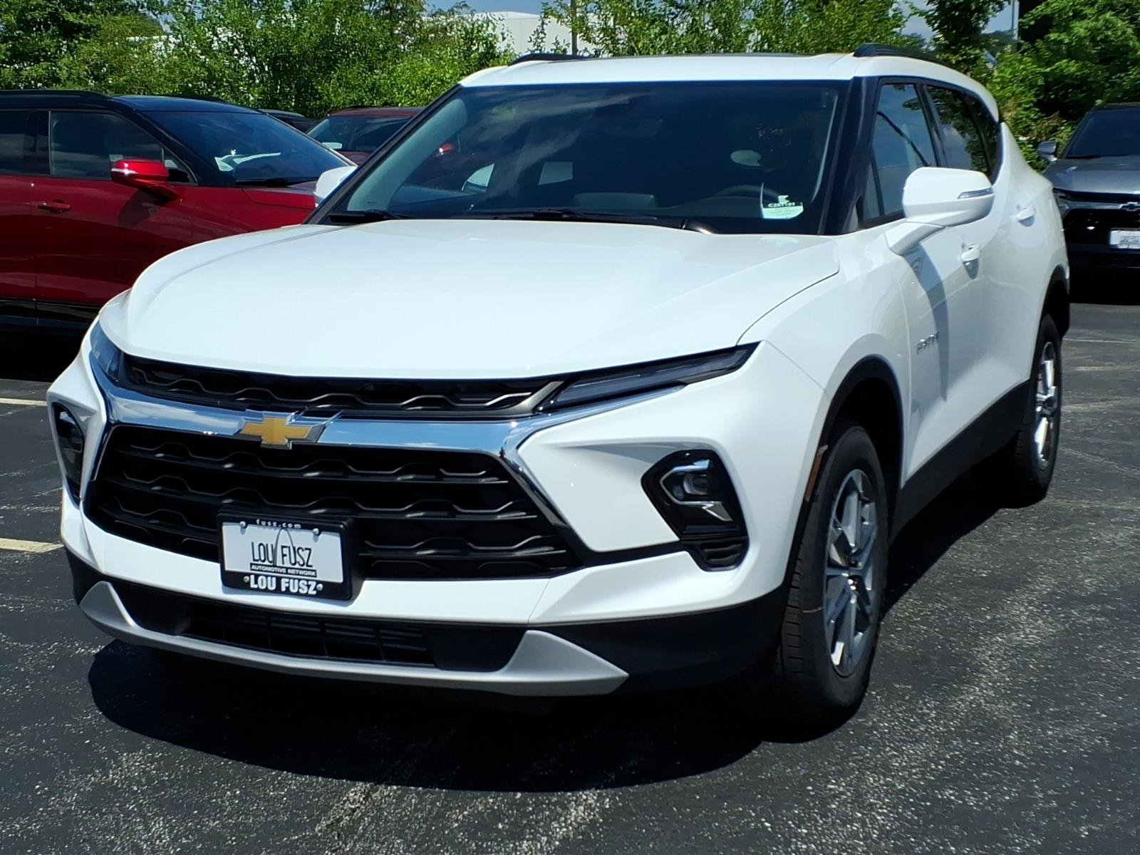 New 2026 Chevrolet Blazer LT w/ Sound & Technology Package AWD/4WD image 2