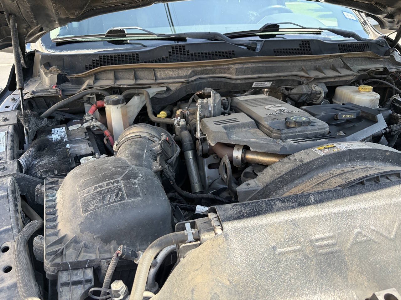Used 2018 RAM 2500 Laramie w/ Sport Appearance Group AWD/4WD image 49