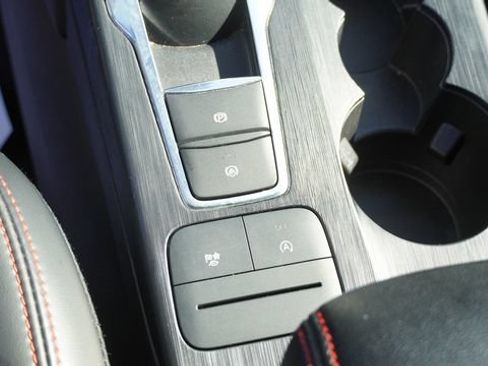 Used 2025 Ford Escape ST-Line AWD/4WD image 28