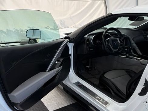 Used 2018 Chevrolet Corvette Grand Sport RWD image 23