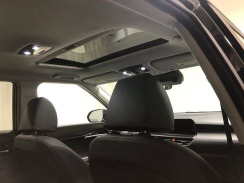 New 2025 Kia Seltos EX w/ EX Sunroof Package image 12
