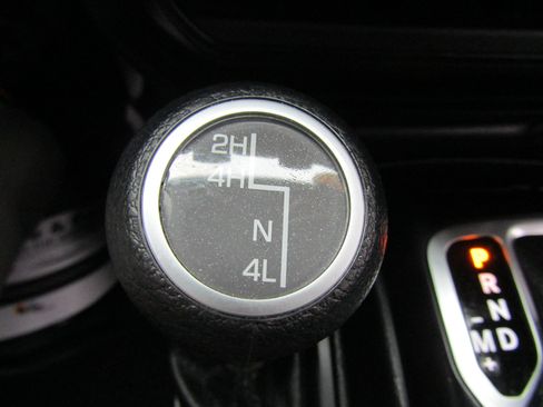 Used 2020 Jeep Wrangler Unlimited Sport S image 29