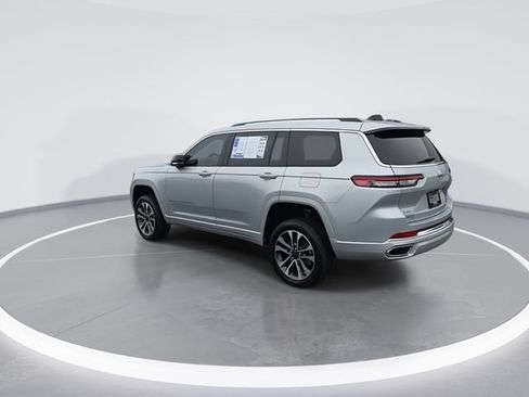 Used 2024 Jeep Grand Cherokee L Overland w/ Trailer Tow Package AWD/4WD image 6
