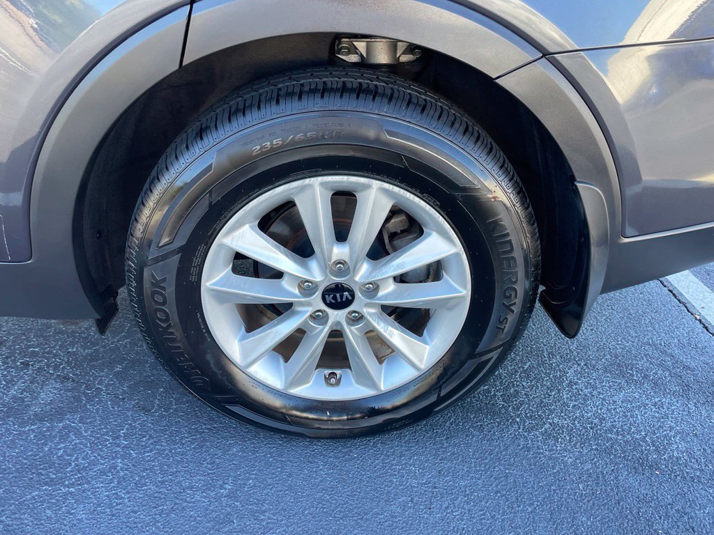 Used 2019 Kia Sorento FWD image 42