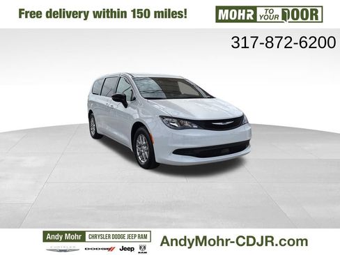 New 2026 Chrysler Voyager LX image 1