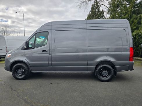 New 2025 Mercedes-Benz Sprinter 2500 image 3