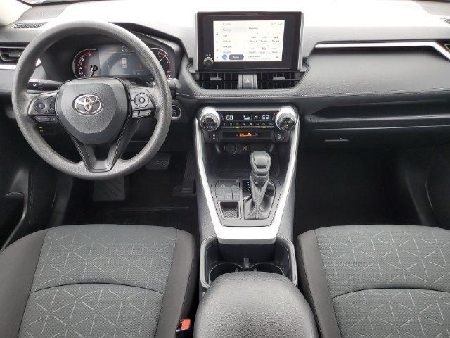 Used 2025 Toyota RAV4 XLE AWD/4WD image 24